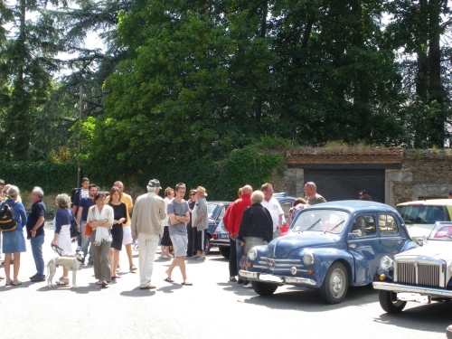 20140617-Saint-Medard-En-Forez-Voitures-Anciennes